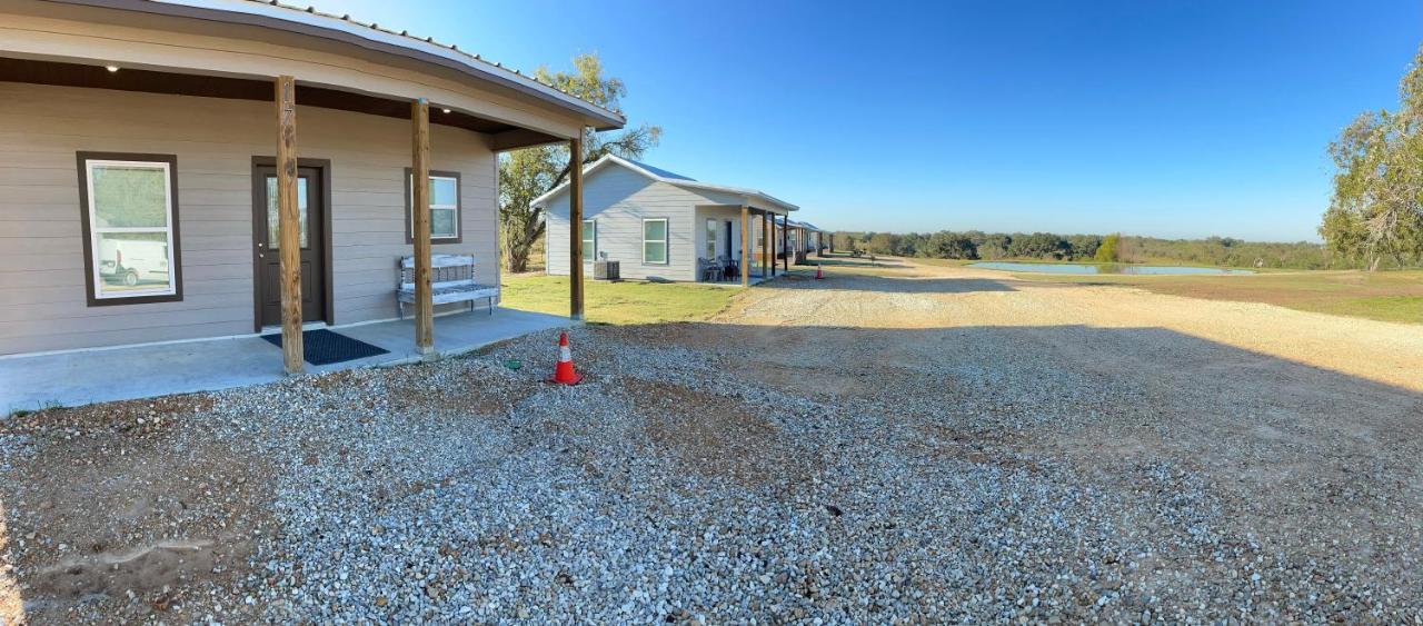 Aparthotel Southbound Rv Park And Cabins Victoria Exteriér fotografie